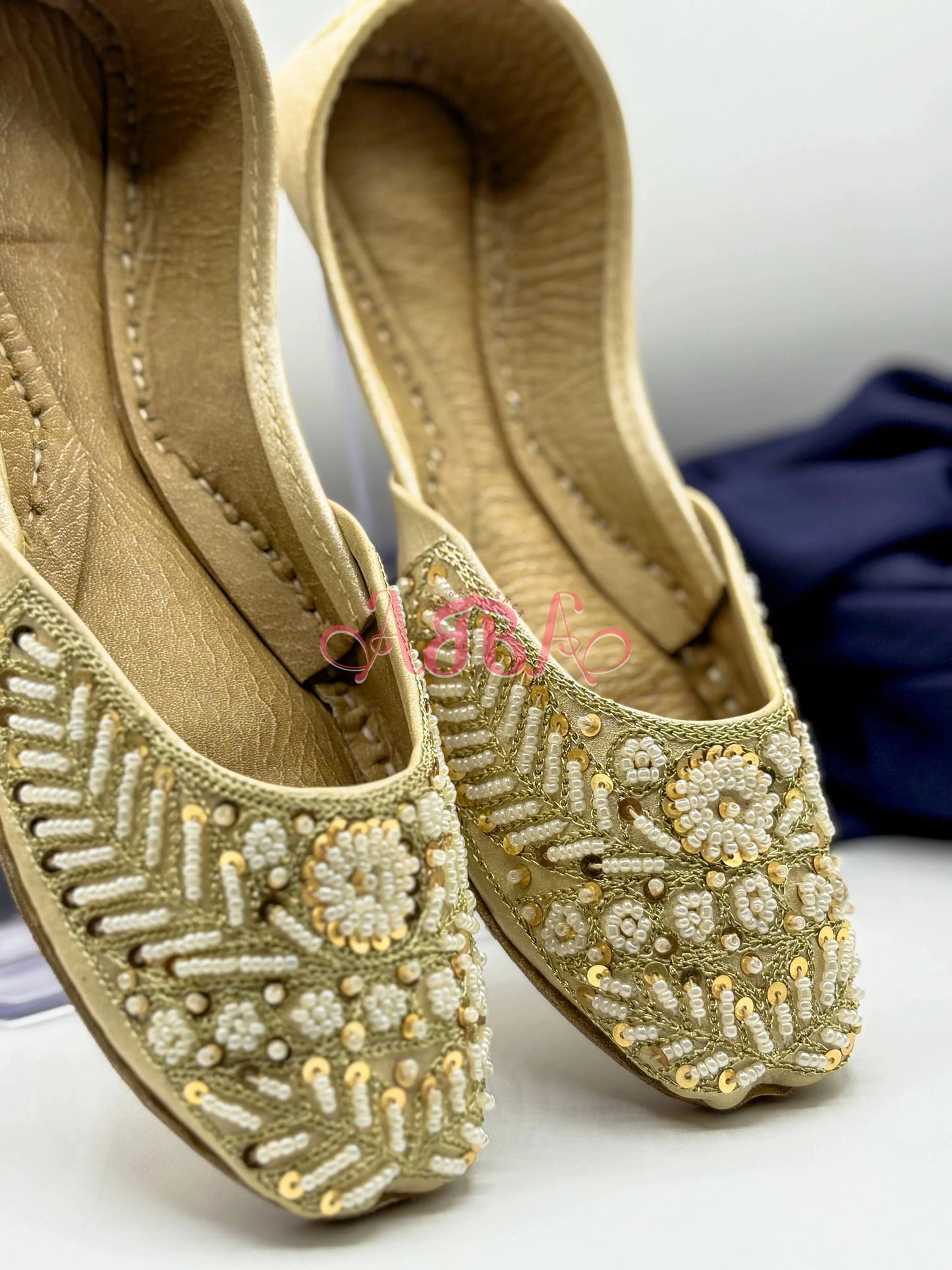 Zarqash_Beaded_Khussa_for_Women 2