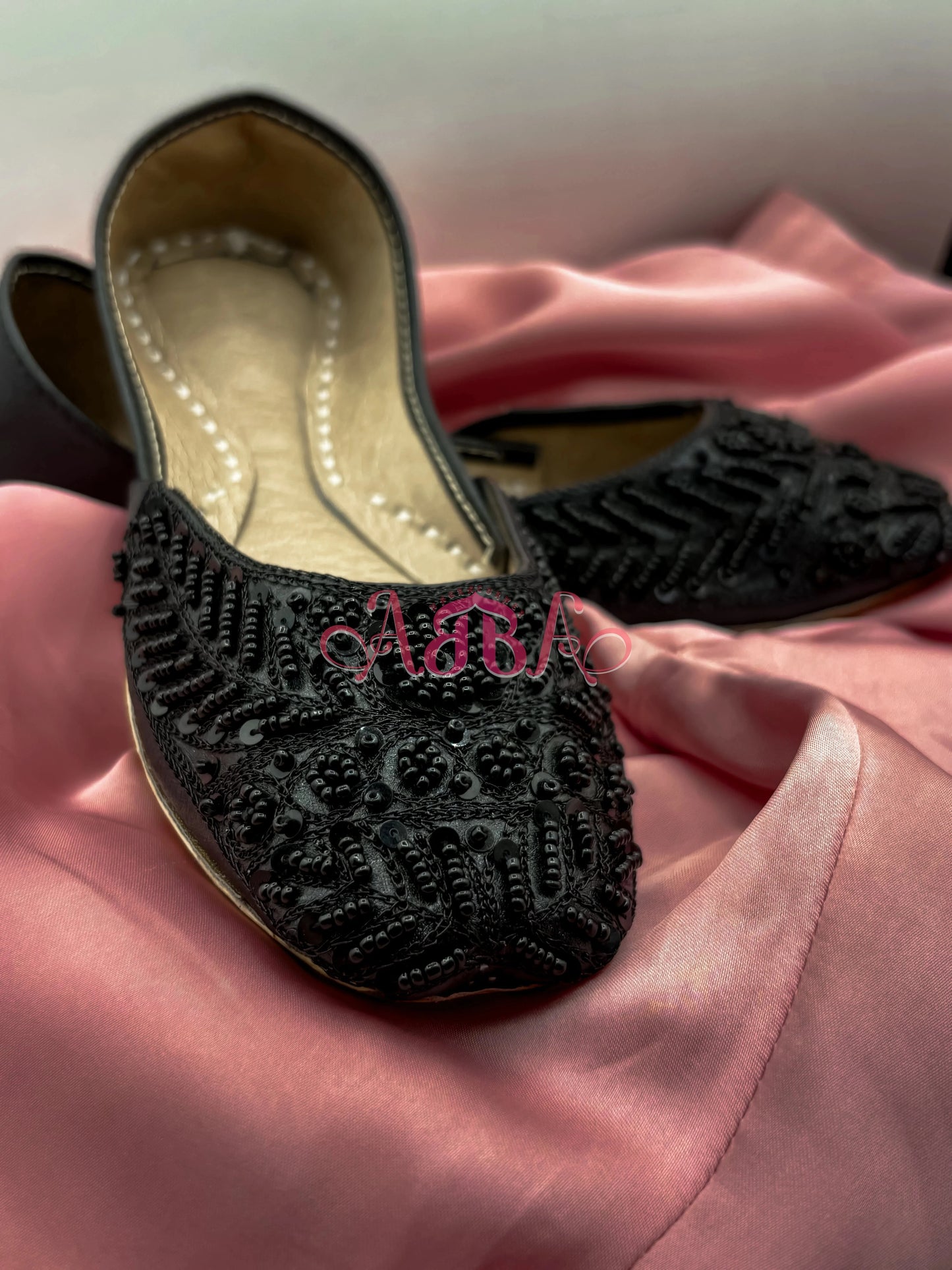 Zarqash_Beaded_Khussa_for_Women 4